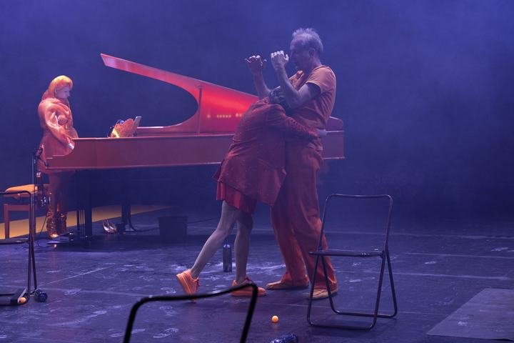 Cher Connard, production photo 4