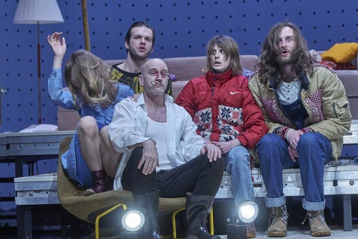 Min Kamp, production photo 3