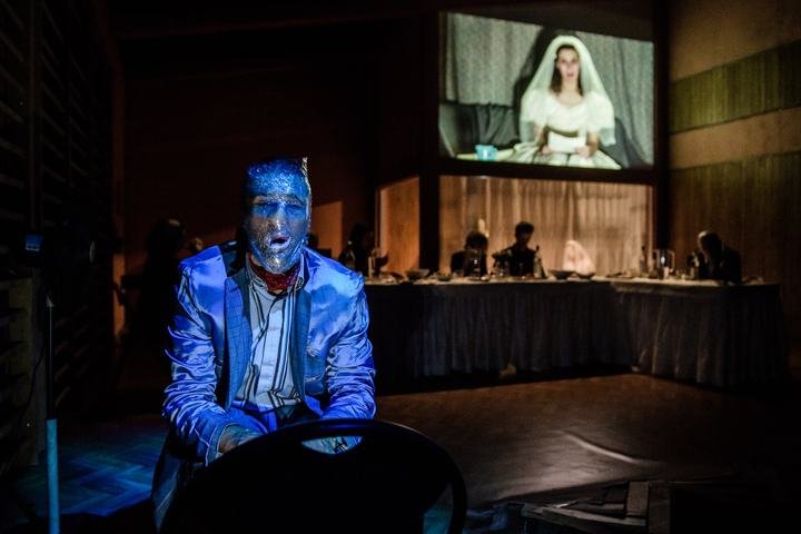 Tales from the Vienna Woods, production photo 6