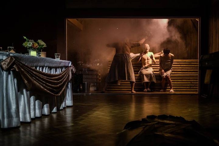 Tales from the Vienna Woods, production photo 10